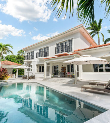 30 IRONSHORE DRIVE - VISTA DEL MAR HOME