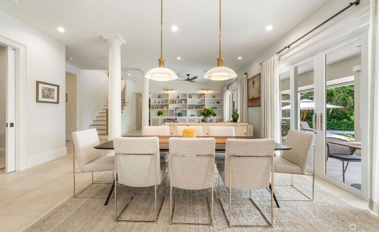 30 IRONSHORE DRIVE - VISTA DEL MAR HOME