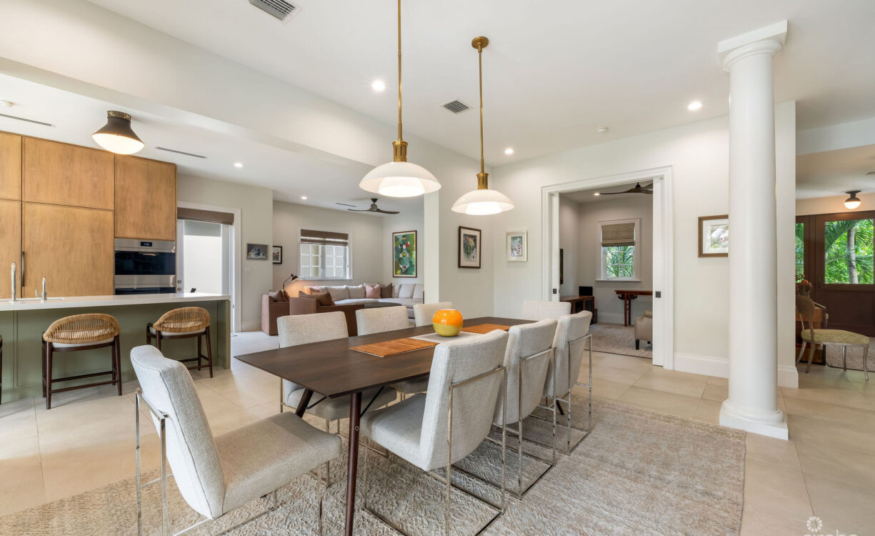 30 IRONSHORE DRIVE - VISTA DEL MAR HOME