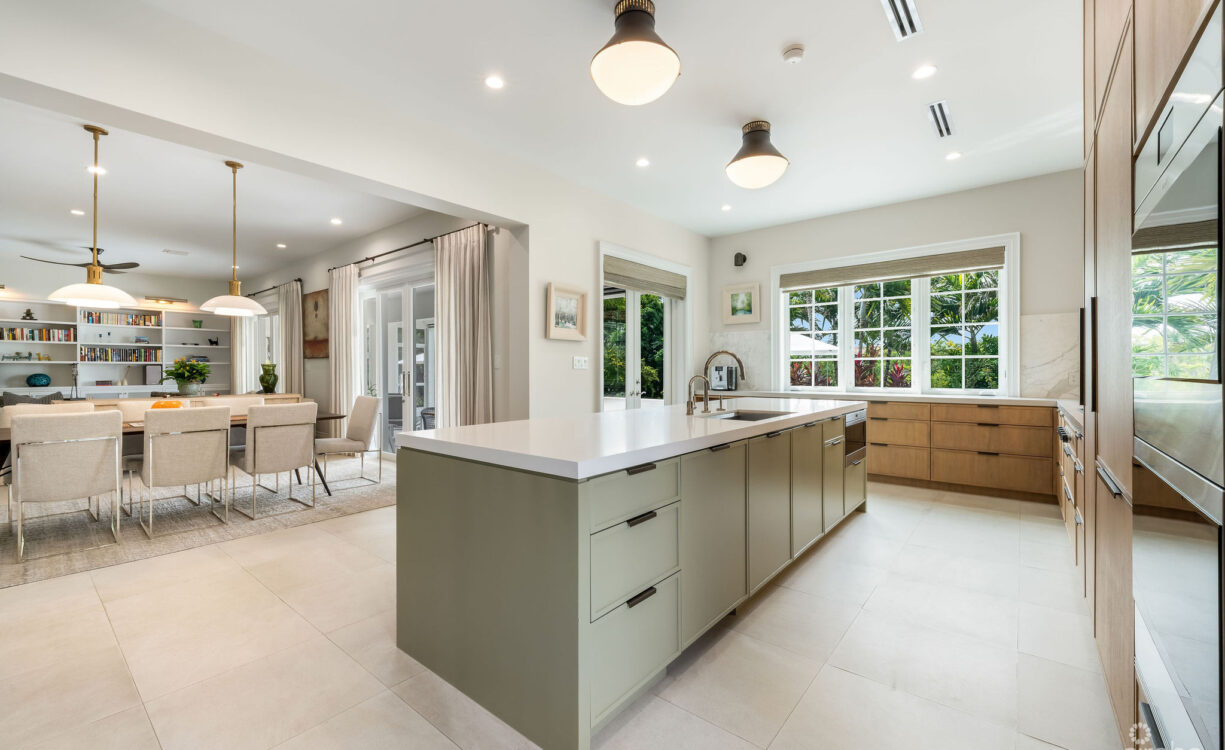 30 IRONSHORE DRIVE - VISTA DEL MAR HOME
