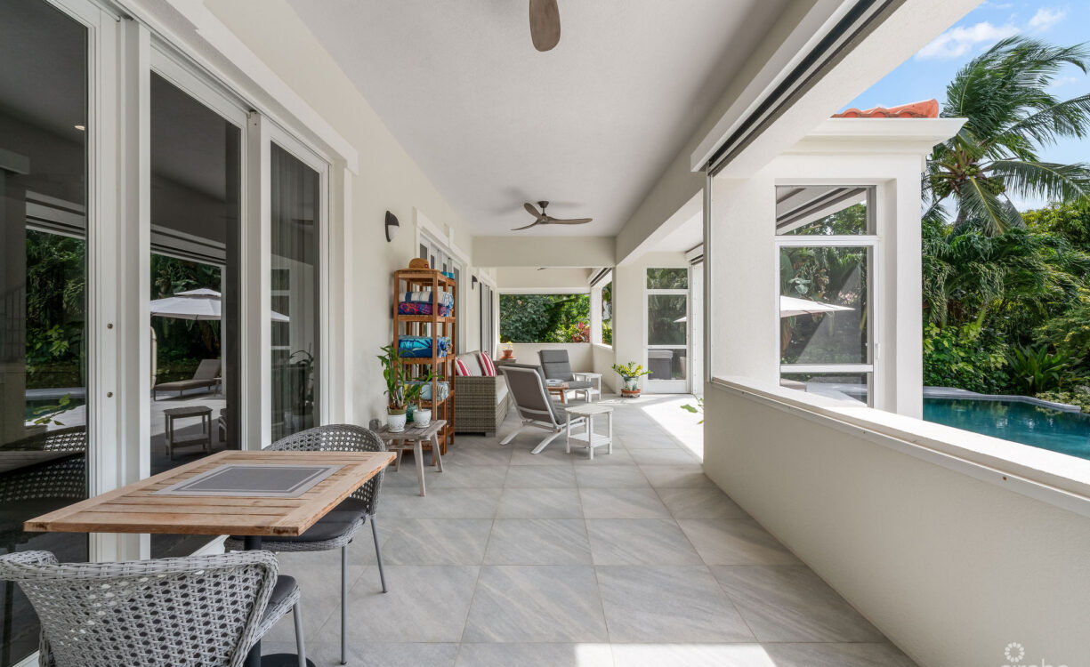 30 IRONSHORE DRIVE - VISTA DEL MAR HOME
