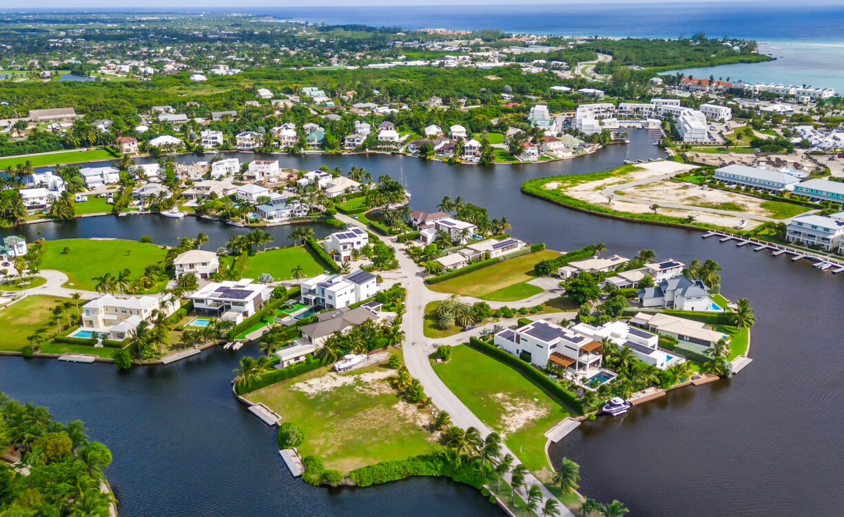 GRAND HARBOUR 0.32 ACRES, CANAL COMER LOT