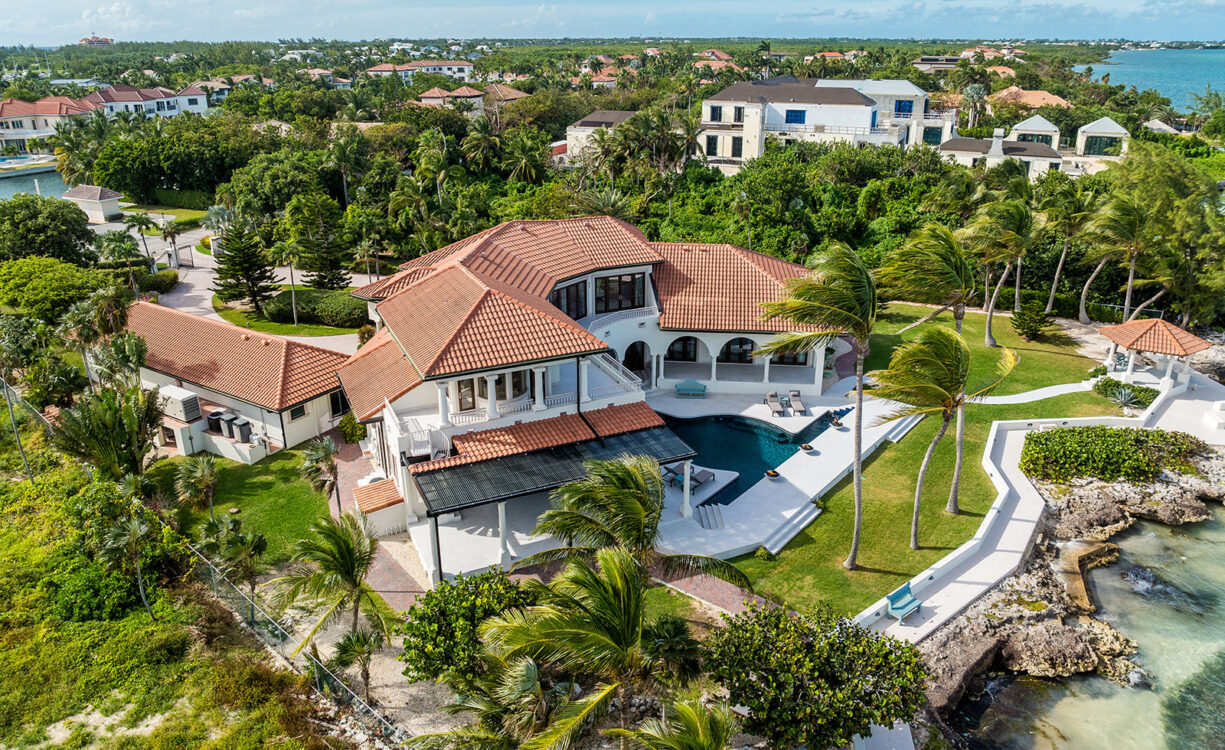 MIRAMAR, A VISTA DEL MAR OCEAN FRONT ESTATE