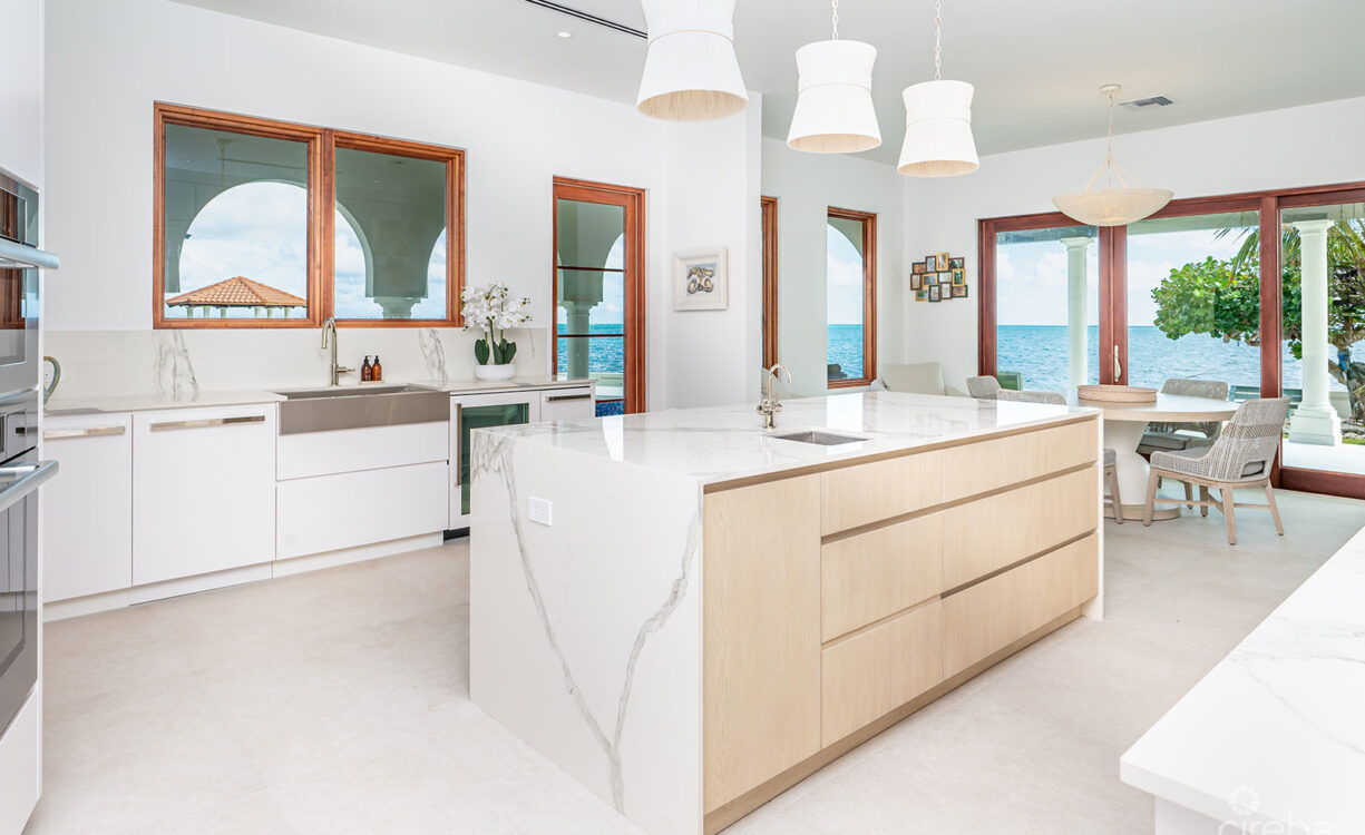 MIRAMAR, A VISTA DEL MAR OCEAN FRONT ESTATE