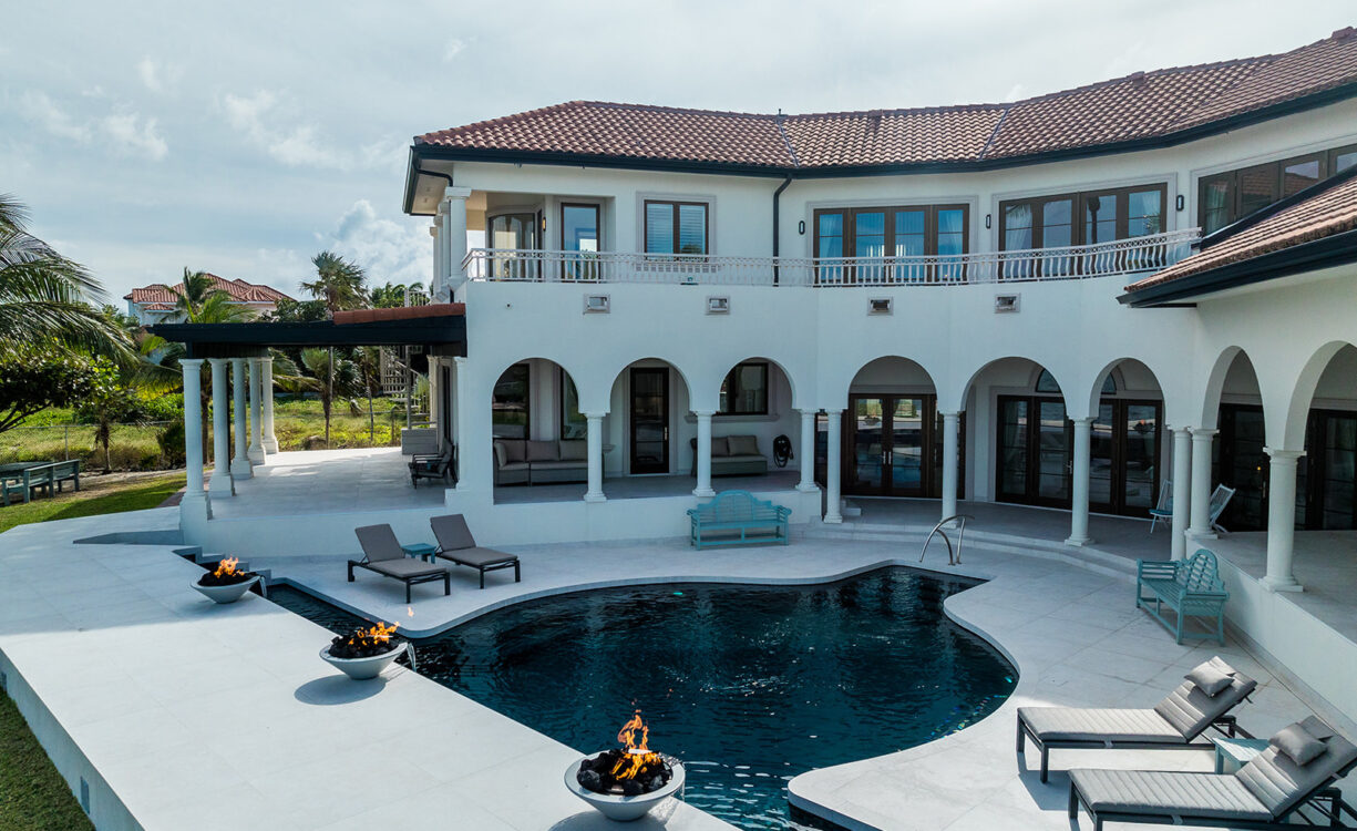 MIRAMAR, A VISTA DEL MAR OCEAN FRONT ESTATE