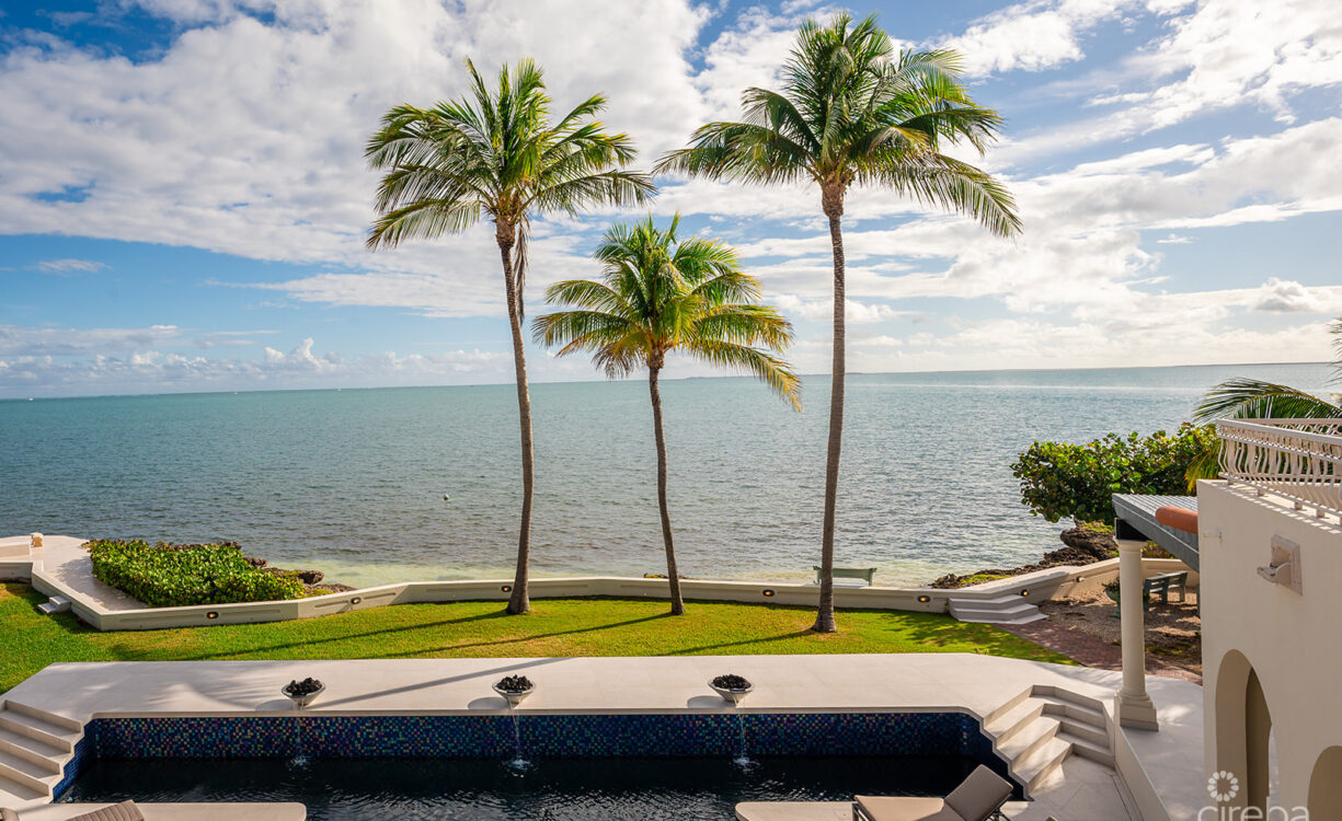 MIRAMAR, A VISTA DEL MAR OCEAN FRONT ESTATE