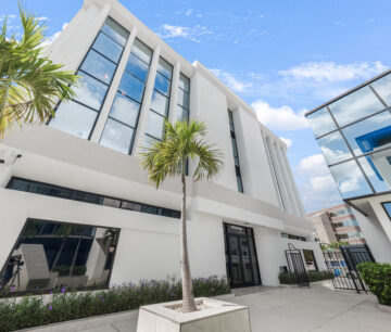 FULL FLOOR COMMERCIAL OFFICE WITH PARKING | DR. ROYS DRIVE