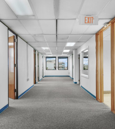 FULL FLOOR COMMERCIAL OFFICE WITH PARKING | DR. ROYS DRIVE