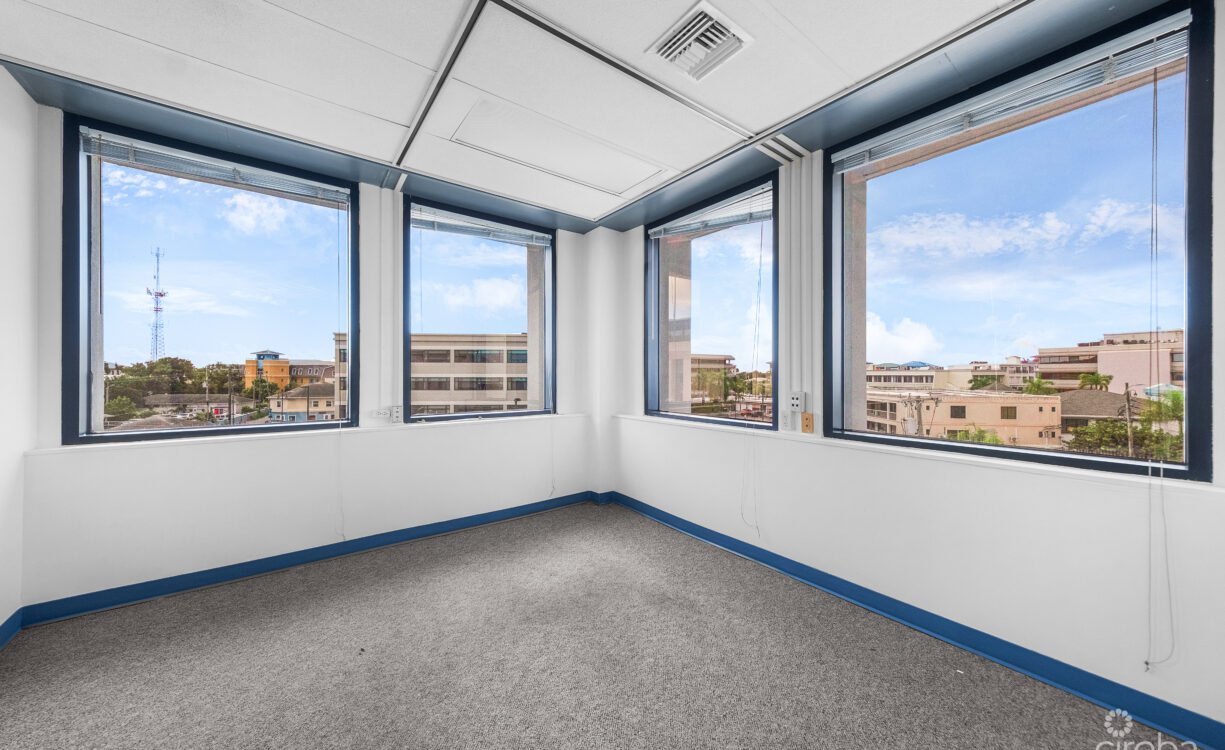 FULL FLOOR COMMERCIAL OFFICE WITH PARKING | DR. ROYS DRIVE