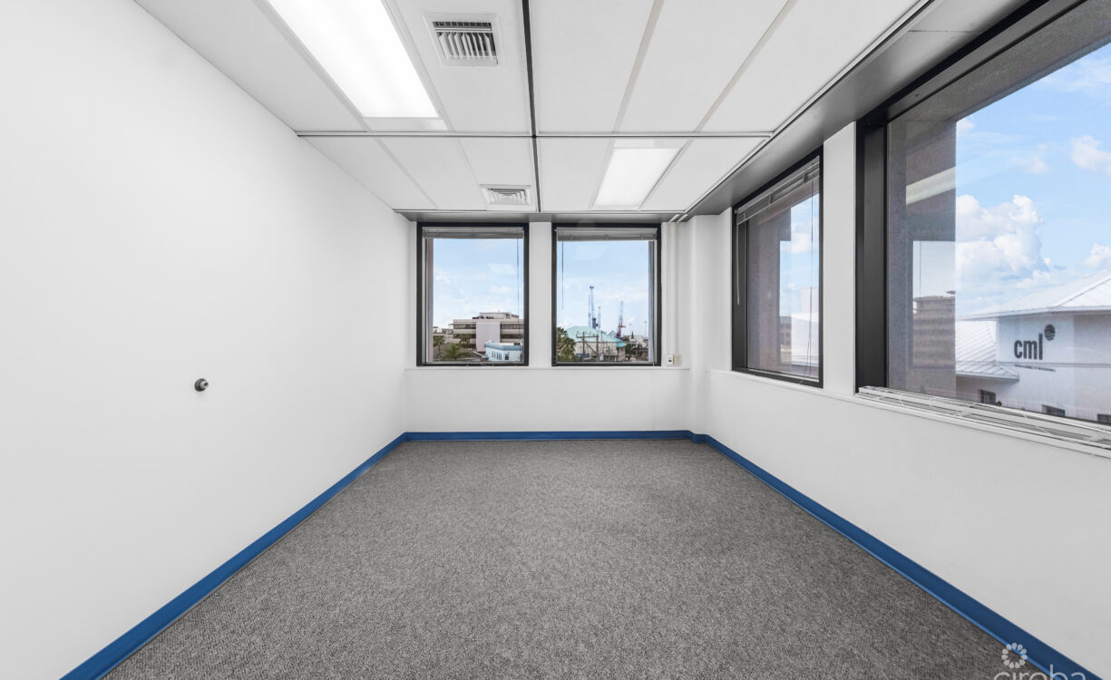 FULL FLOOR COMMERCIAL OFFICE WITH PARKING | DR. ROYS DRIVE