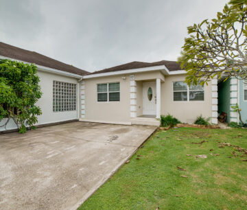 SMITH ROAD VILLAS #77: HIGH-DEMAND INVESTMENT PROPERTY IN GEORGE TOWN