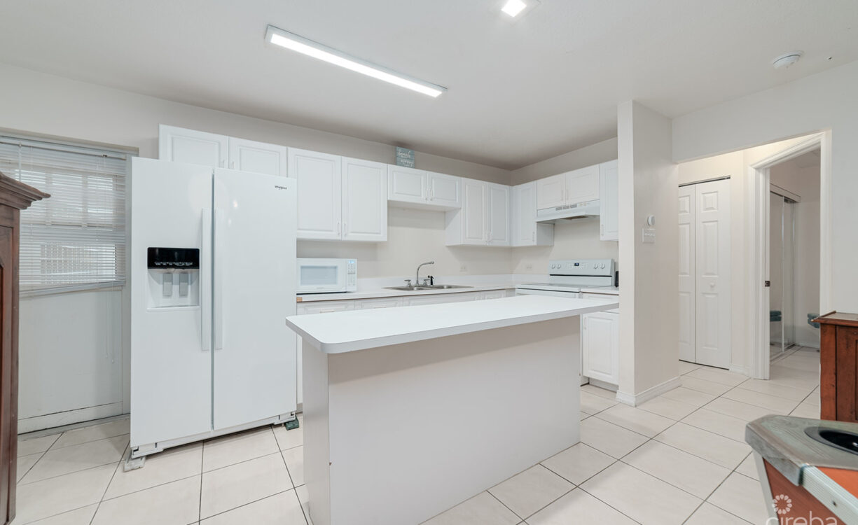 SMITH ROAD VILLAS #77: HIGH-DEMAND INVESTMENT PROPERTY IN GEORGE TOWN