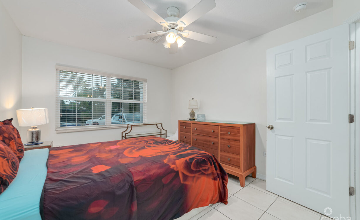 SMITH ROAD VILLAS #77: HIGH-DEMAND INVESTMENT PROPERTY IN GEORGE TOWN