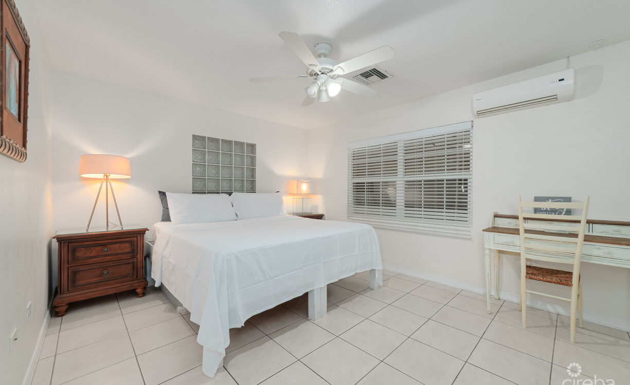 SMITH ROAD VILLAS #77: HIGH-DEMAND INVESTMENT PROPERTY IN GEORGE TOWN