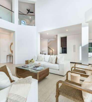 95 BIRD | A REIMAGINED WATERFRONT ESTATE
