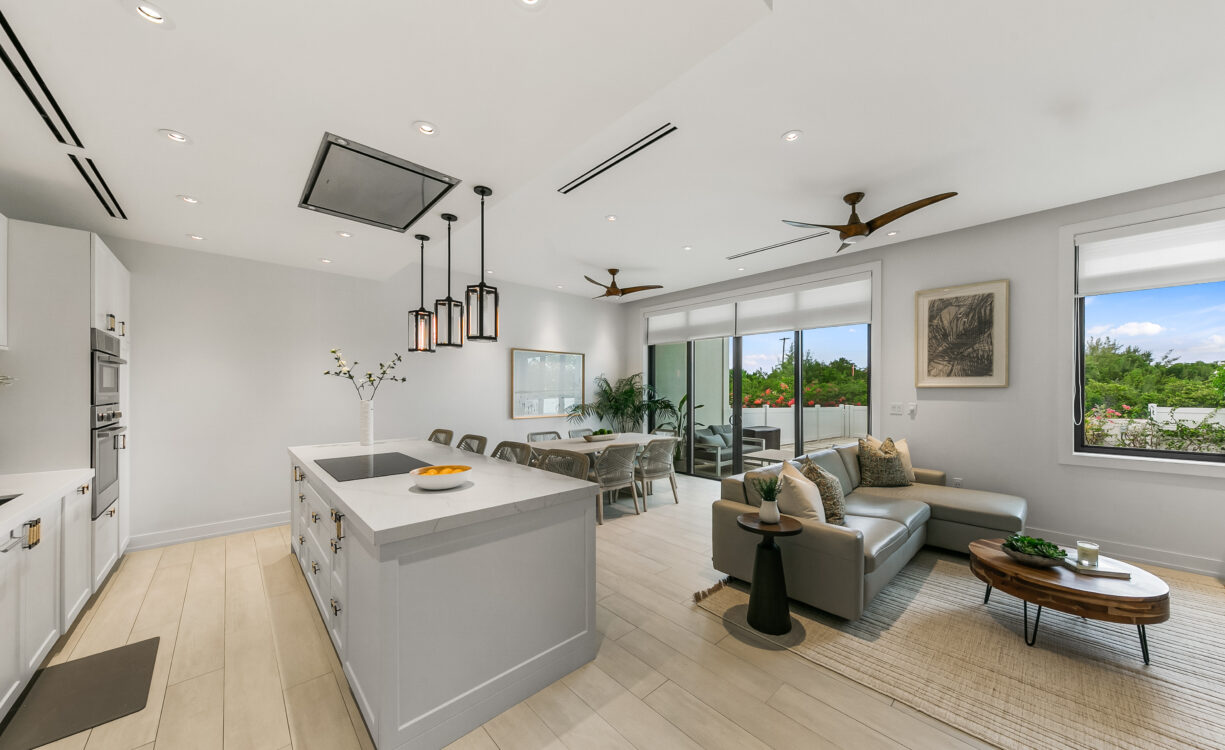 OLEA 106, CANAL FRONT 3 BED DUPLEX