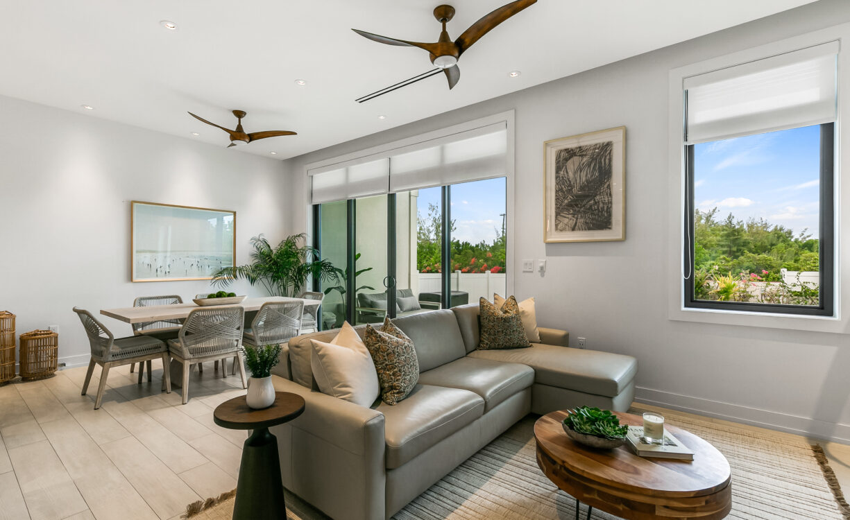 OLEA 106, CANAL FRONT 3 BED DUPLEX
