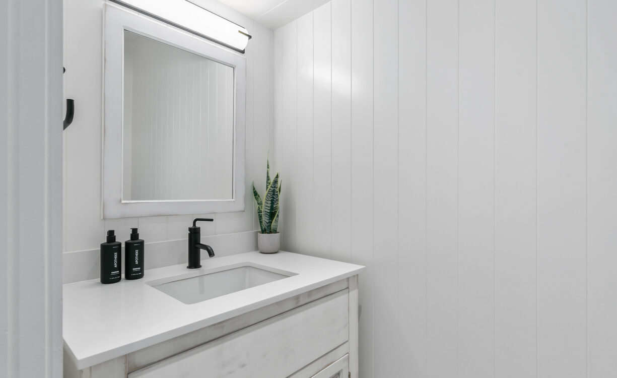 OLEA 106, CANAL FRONT 3 BED DUPLEX