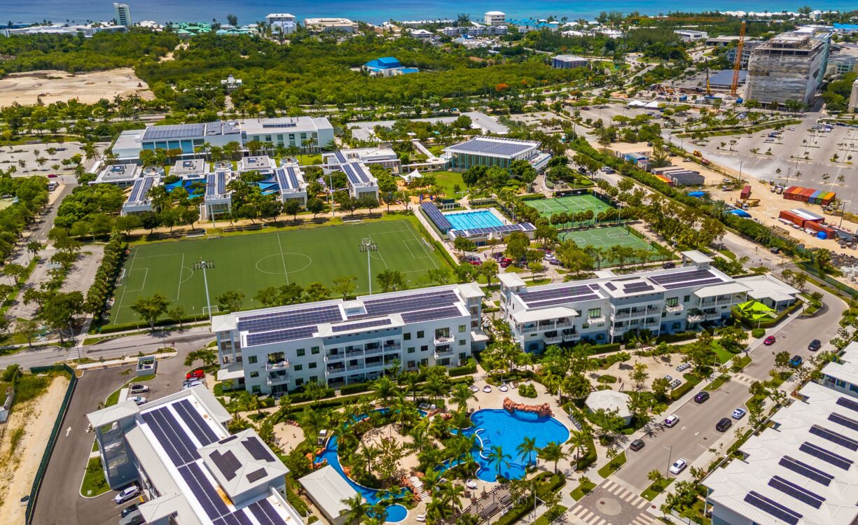 OLEA 106, CANAL FRONT 3 BED DUPLEX