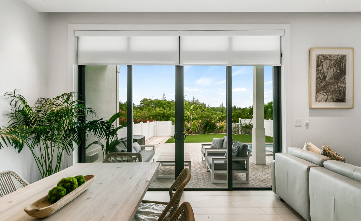OLEA 106, CANAL FRONT 3 BED DUPLEX
