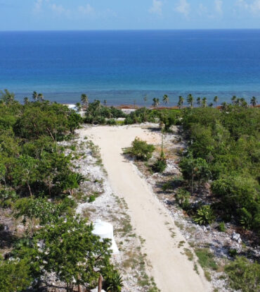 BLUFF LAND - CAYMAN BRAC EAST