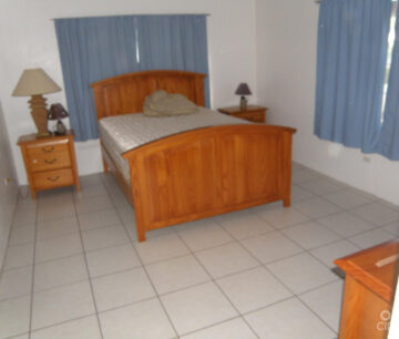 MONEY MAKING TRIPLEX IN WEST BAY