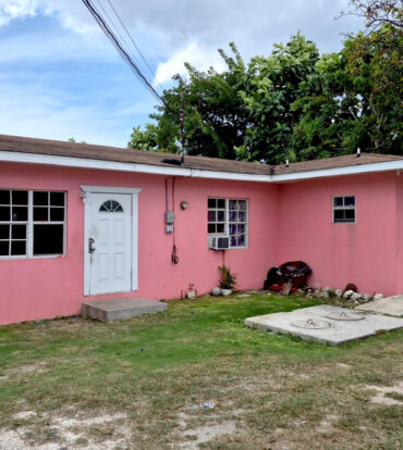 221 ANTHONY DR