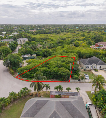 LUSH CORNER RESIDENTIAL LOT - LOWER VALLEY