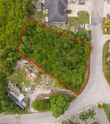 LUSH CORNER RESIDENTIAL LOT - LOWER VALLEY