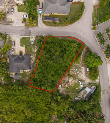 LUSH CORNER RESIDENTIAL LOT - LOWER VALLEY