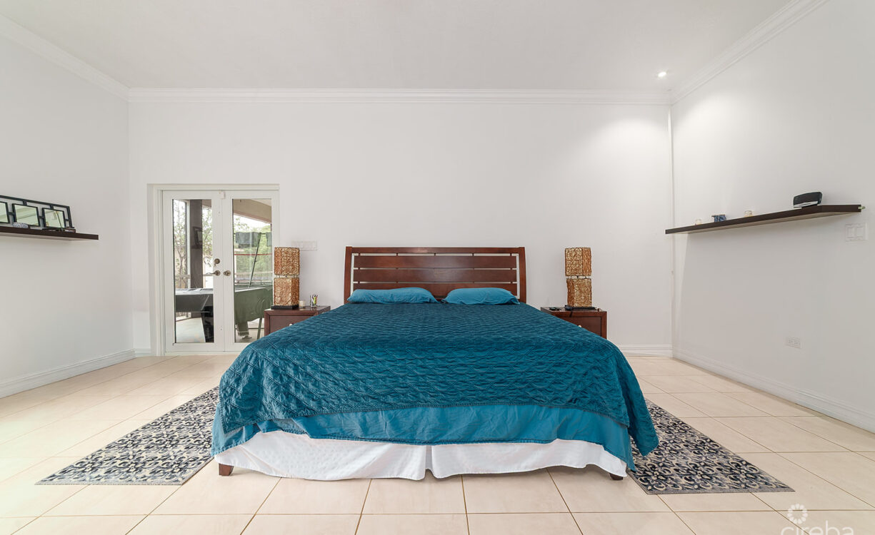 3 BED MIDWAY CLOSE FAMILY HOME