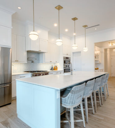 THE SHORES - EXECUTIVE HOME