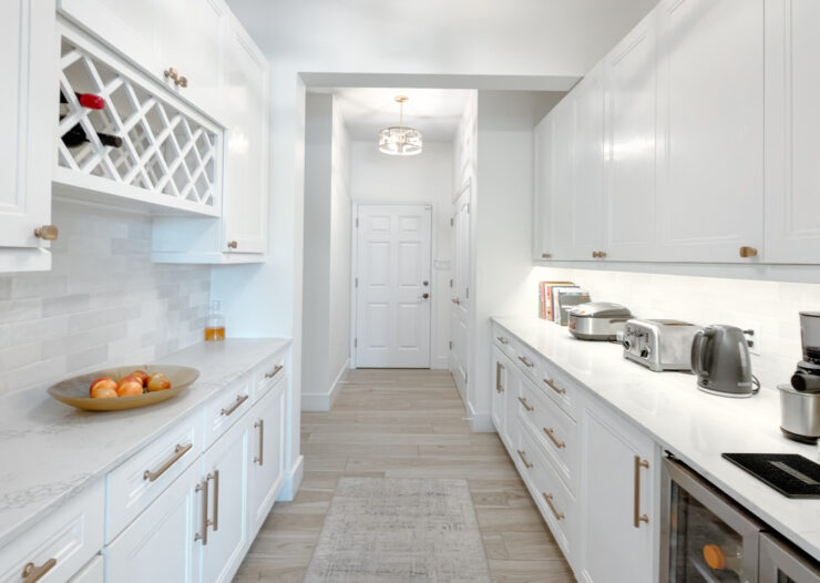 THE SHORES - EXECUTIVE HOME