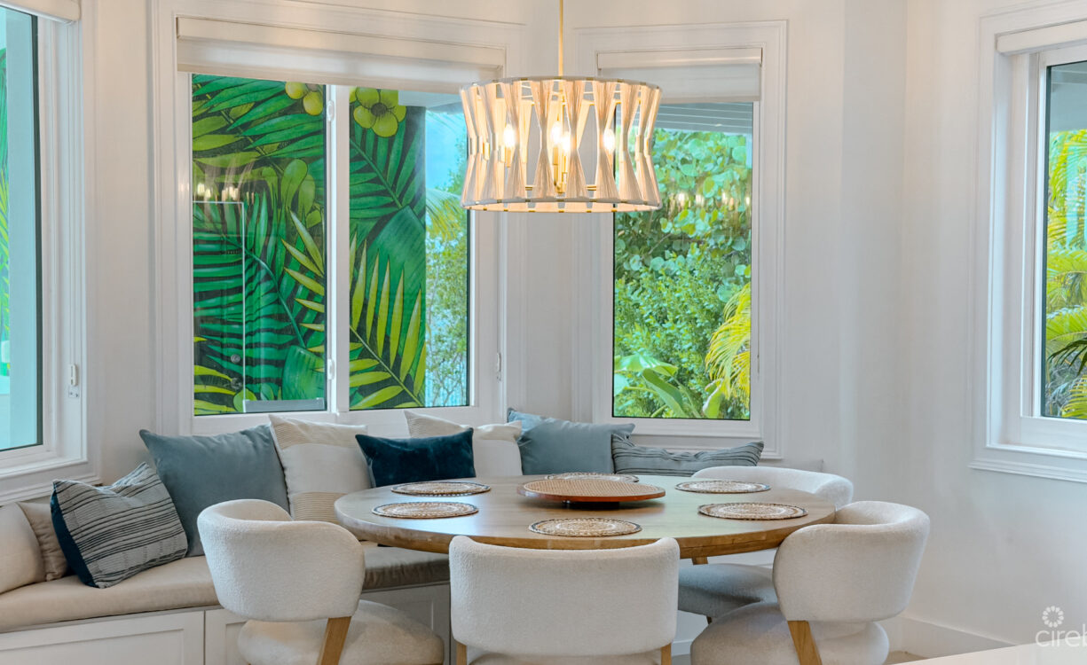 THE SHORES - EXECUTIVE HOME