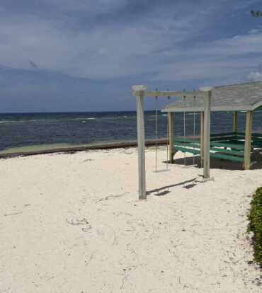 RUM POINT DRIVE LARGE LOT 31