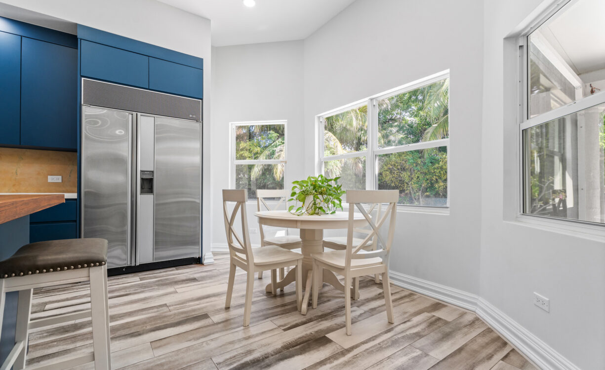 JACARANDA COURT 35, SOUTH SOUND HOME
