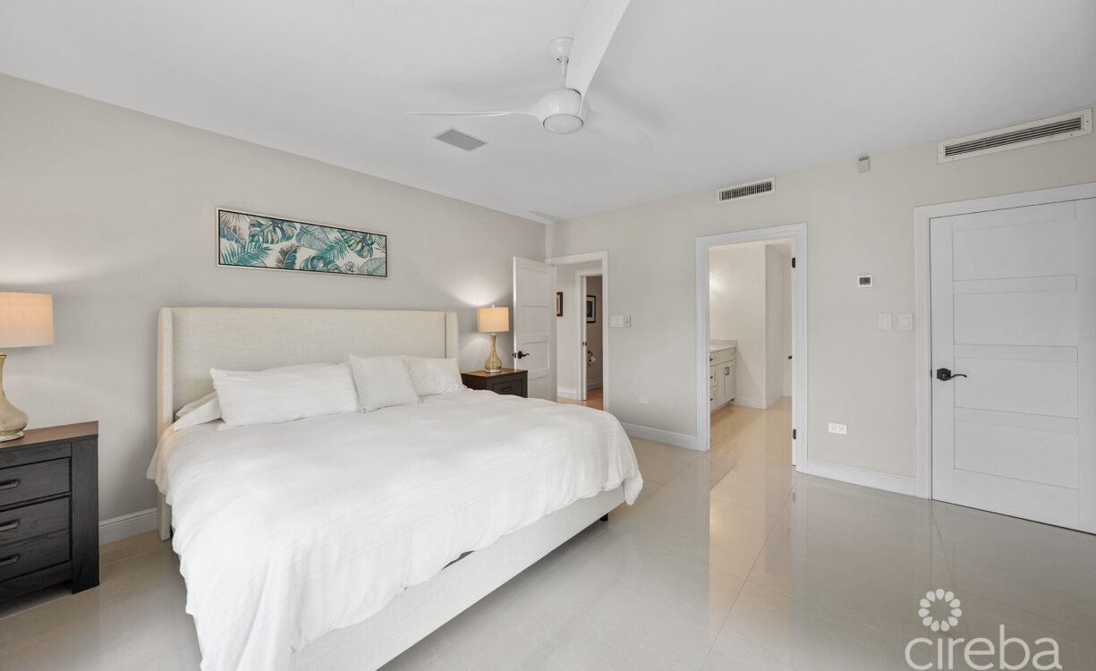 GOVERNORS HARBOUR ESTATE HOME