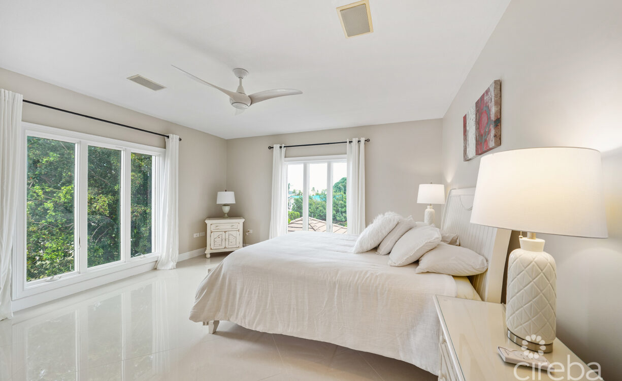 GOVERNORS HARBOUR ESTATE HOME
