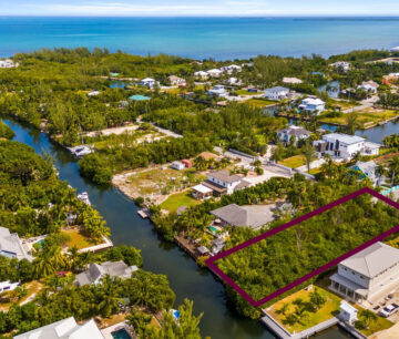 RED BAY  WOODSTOCK DR OVERSIZED CANAL FRONT LOT