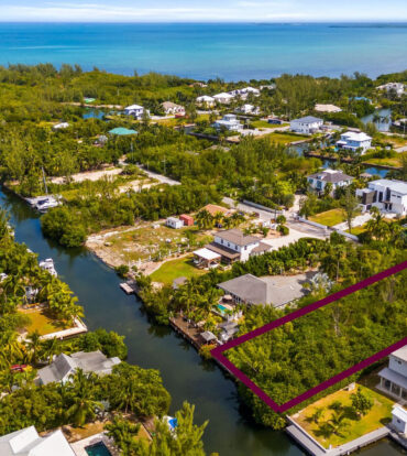 RED BAY  WOODSTOCK DR OVERSIZED CANAL FRONT LOT