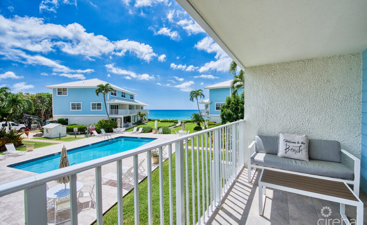 GRAPETREE CONDO ON SEVEN MILE BEACH
