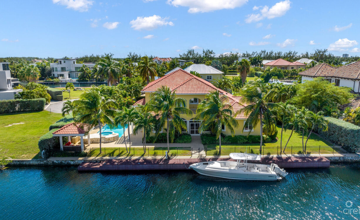61 HOYA QUAY CRYSTAL HARBOUR