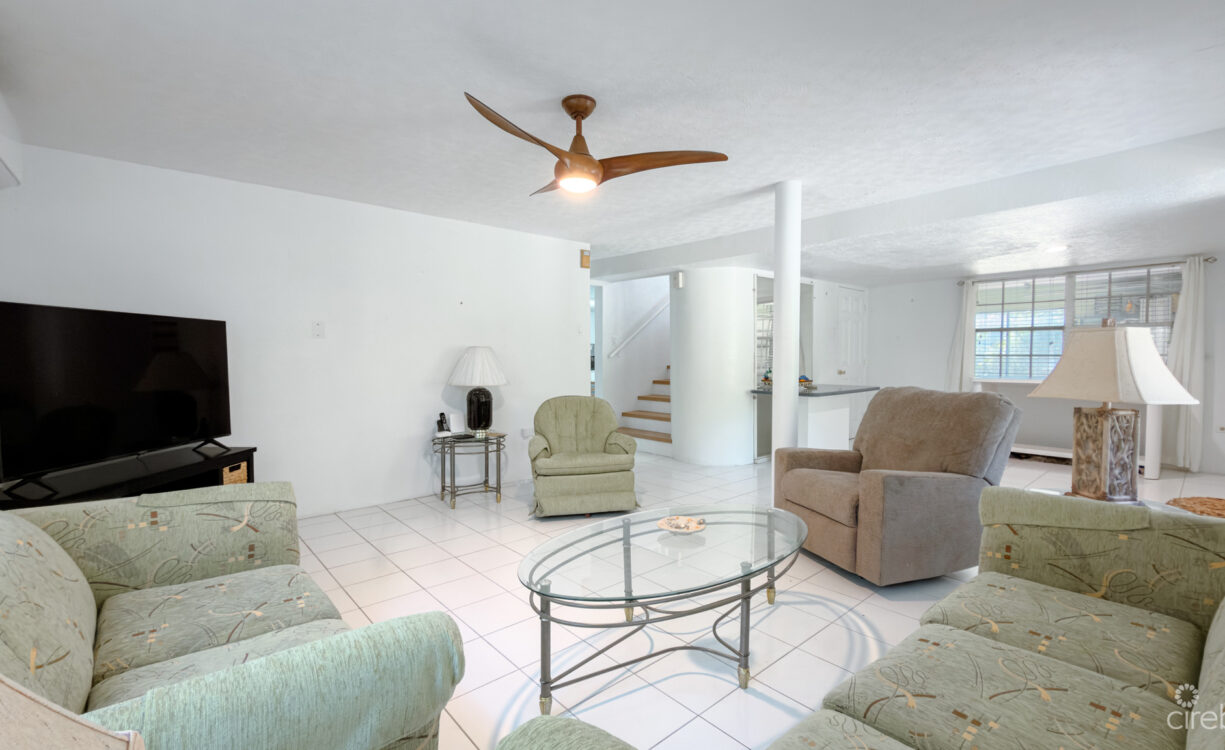 TWINFLOWERS DOUBLE PARCEL RESIDENCE