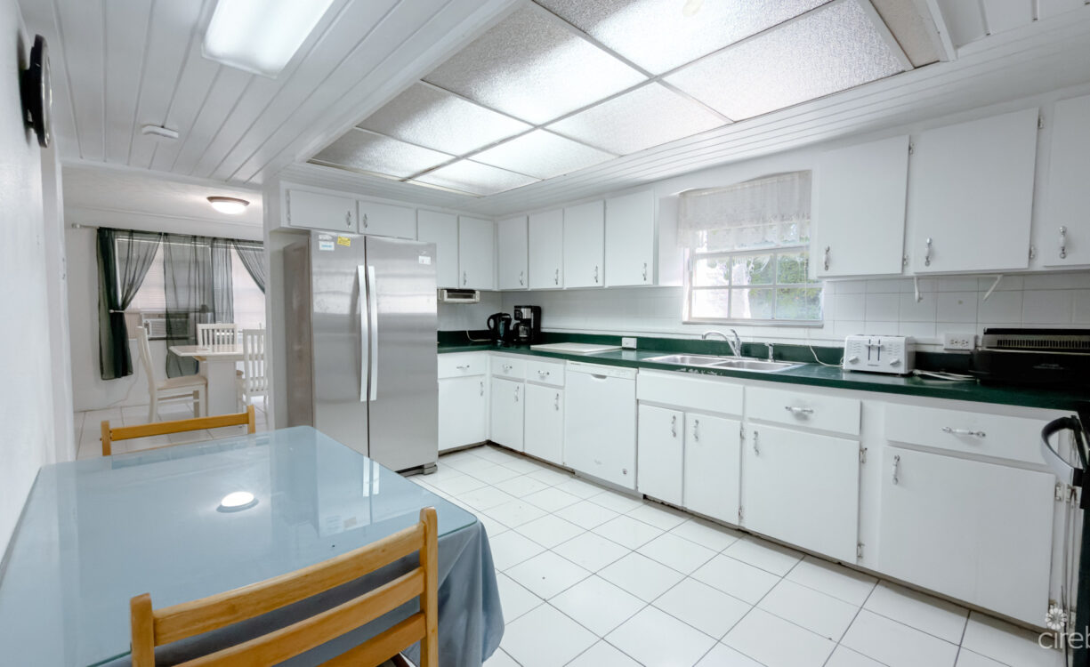 TWINFLOWERS DOUBLE PARCEL RESIDENCE