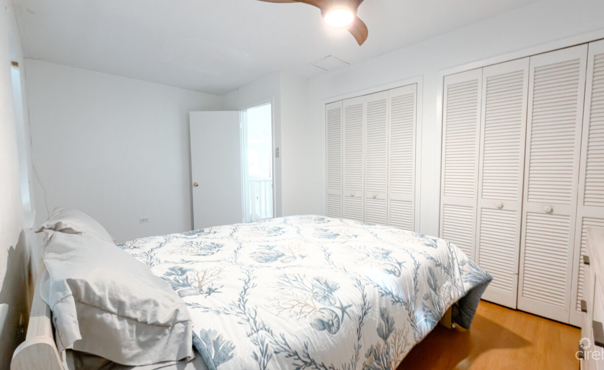 TWINFLOWERS DOUBLE PARCEL RESIDENCE