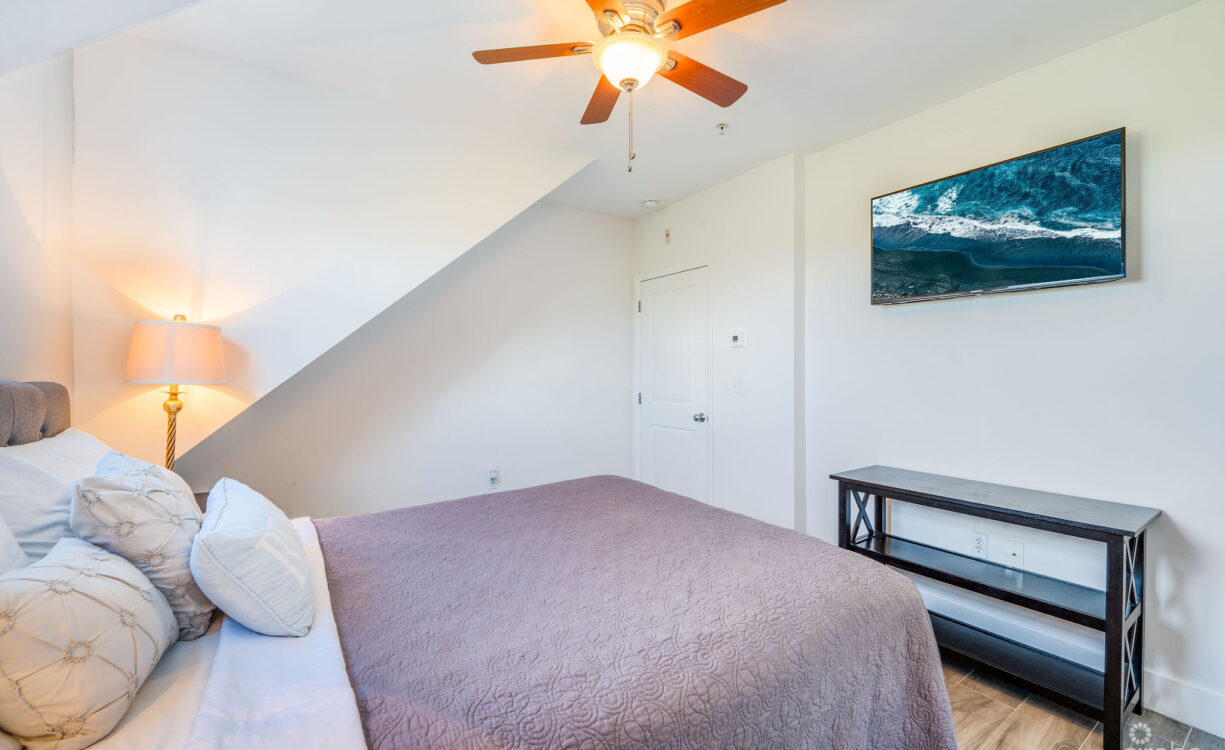 3BED SMB--PARK PLACE