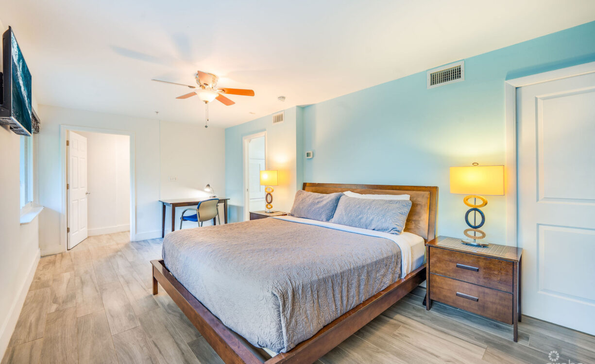 3BED SMB--PARK PLACE