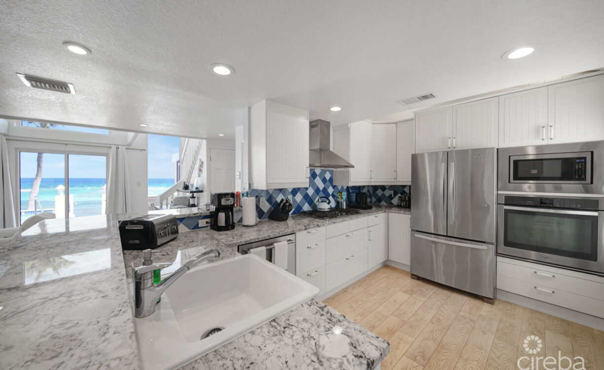 CORAL LOFT BEACH HOUSE W/ 2,838 SQ FT OF NEW CONSTRUCTION
