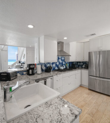 CORAL LOFT BEACH HOUSE W/ 2,838 SQ FT OF NEW CONSTRUCTION