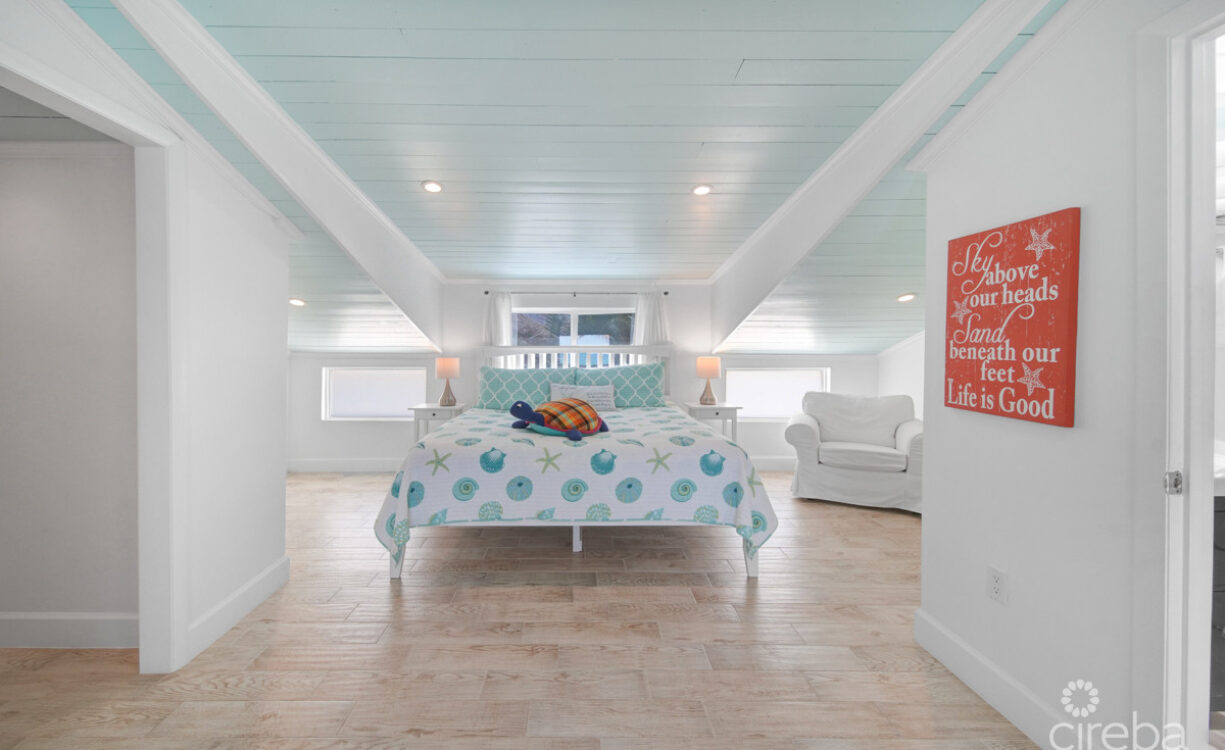 CORAL LOFT BEACH HOUSE W/ 2,838 SQ FT OF NEW CONSTRUCTION